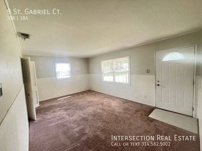 Building Photo - 9 St Gabriel Ct