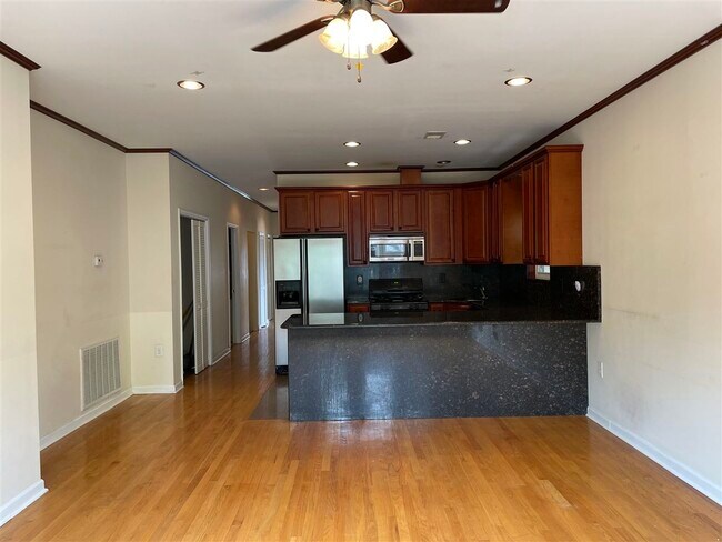 Foto del edificio - 109 Beach St