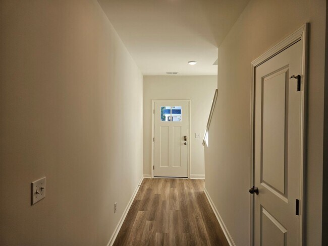 Foto del edificio - Brand new 3 bedroom, 2.5 bath Hampstead home - Brookfield Branch community