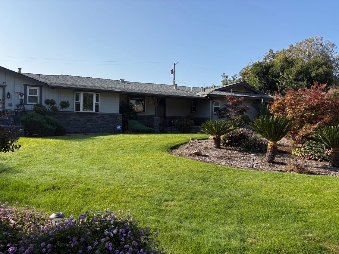 Foto principal - 141 W Twain Ave