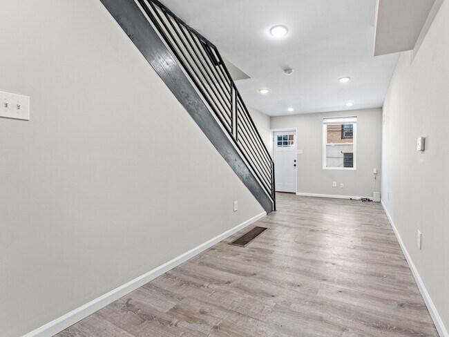 Foto del edificio - 2356 N 4th St