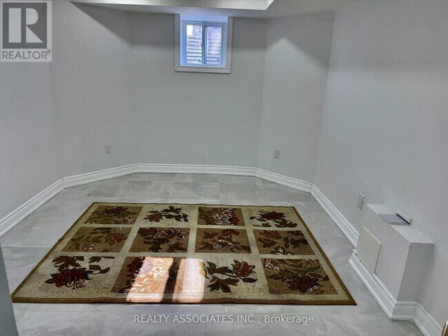 Photo du bâtiment - 29 Bald Eagle Ave