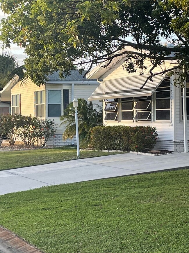 Building Photo - 1208 Apache Dr