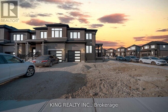 Building Photo - 127 Blacksmith Dr
