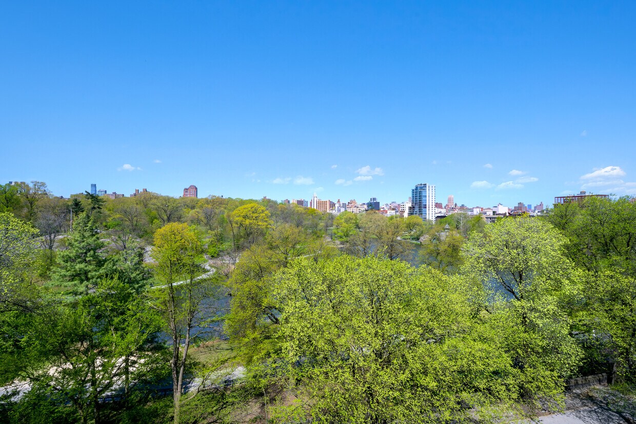 Foto principal - 1255 5th Ave