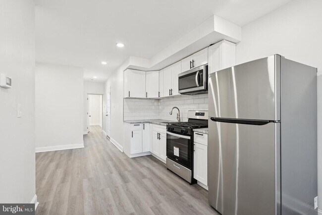 Foto del edificio - 746 Pine St