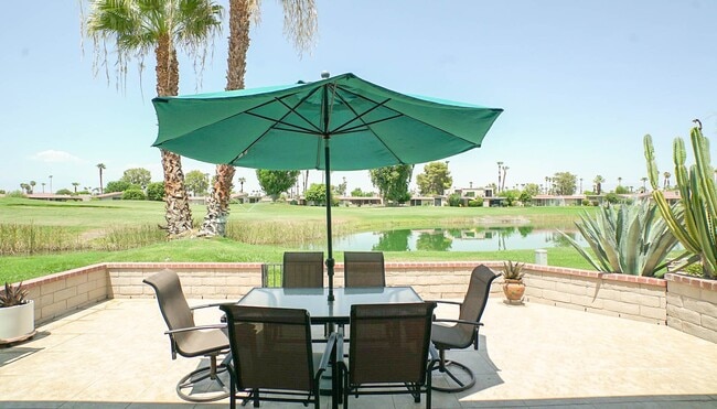 Building Photo - Lakeside Golf Course Retreat in Cathedral ...