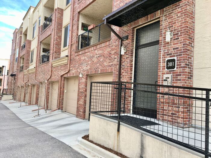 301 Inverness Way S Unit 306, Englewood, CO 80112 Condo for Rent in