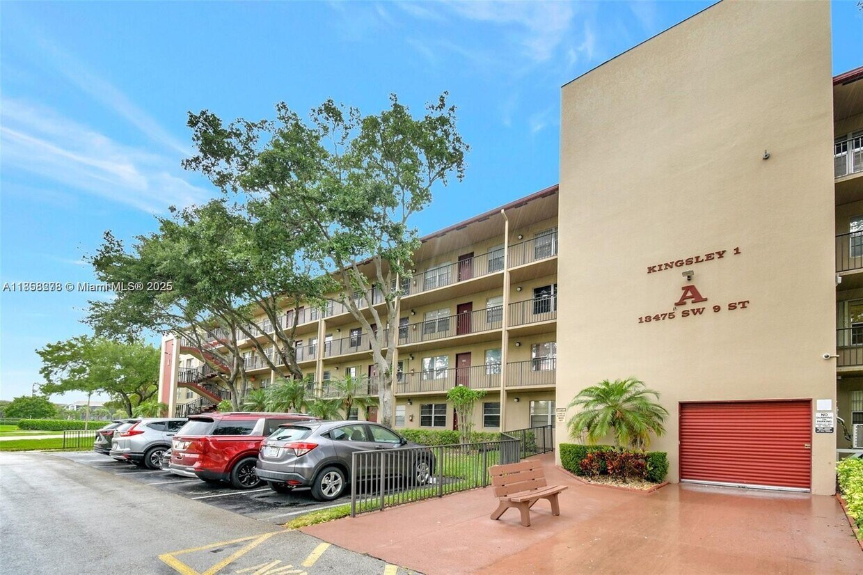 Primary Photo - 13475 SW 9th St