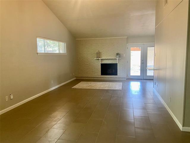 Foto del edificio - 8574 Sweetwood Dr