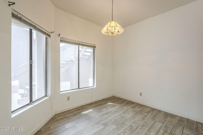 Foto del edificio - 11666 N 28th Dr