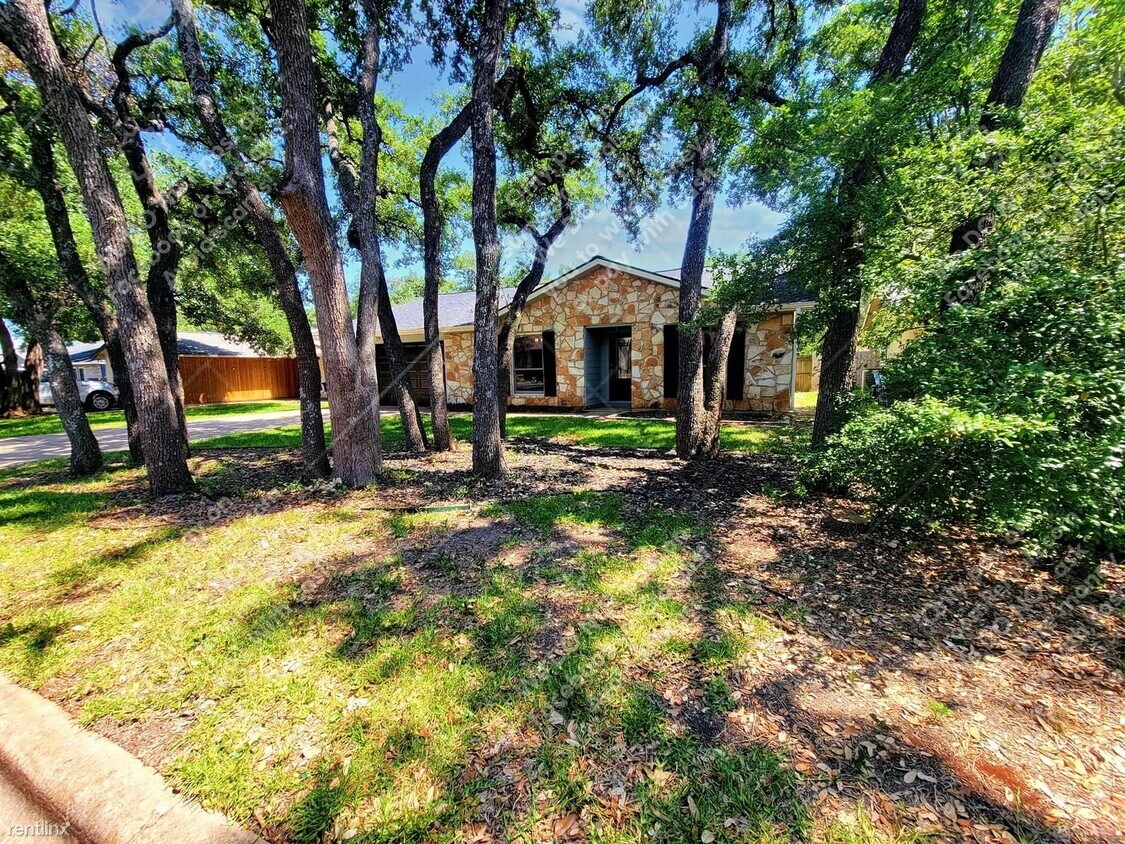 Primary Photo - 3 br, 2 bath House - 3607 Ambleside Dr