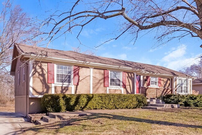 Building Photo - 7502 E 132 Terrace