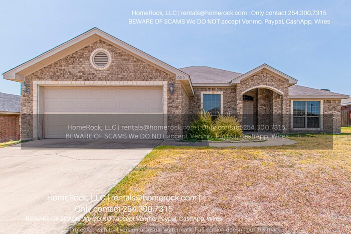 Foto principal - 4 Bedroom 2 Bath Available NOW