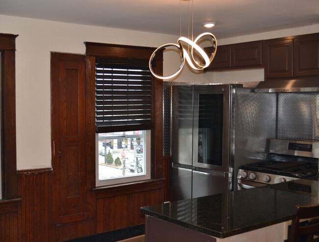 Building Photo - 955 Atwells Ave