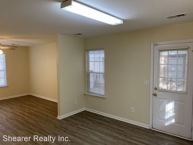 Building Photo - 4 br, 2 bath House - 3609 Ellington Street