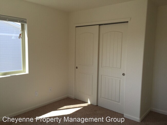 Building Photo - 4 br, 3.5 bath House - 3808 Firewalker Trail