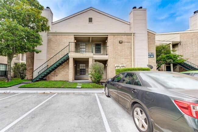 Foto del edificio - 14600 Fonmeadow Dr