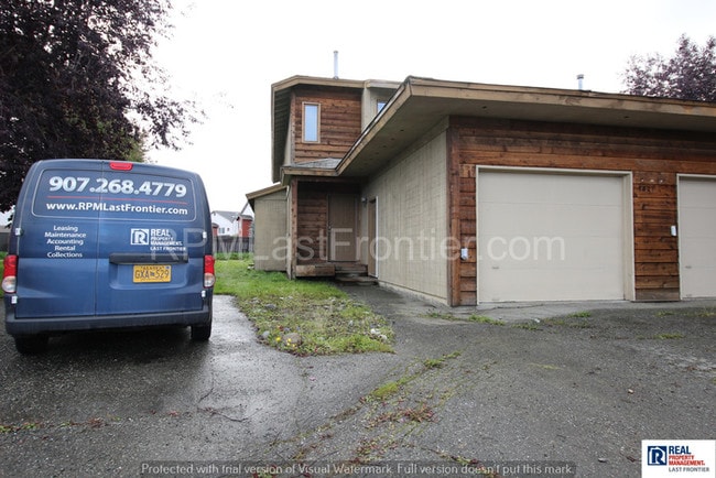 Building Photo - 7821 Mayfair Dr