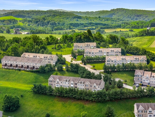 Building Photo - Walton Crossings