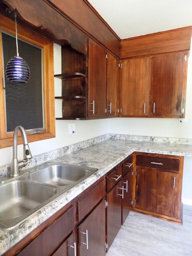 Foto del edificio - 7103 Mildred Rd