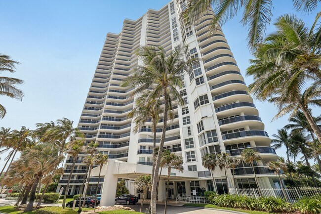Foto del edificio - 16711 Collins Ave