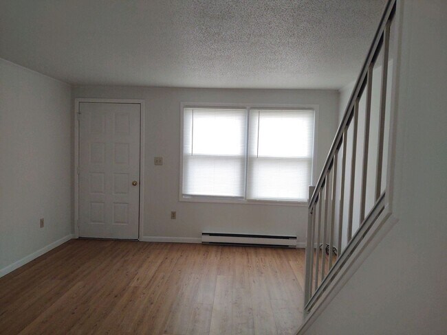 Foto del edificio - Adorable Townhome