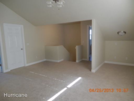 Building Photo - 72 W 1125 N