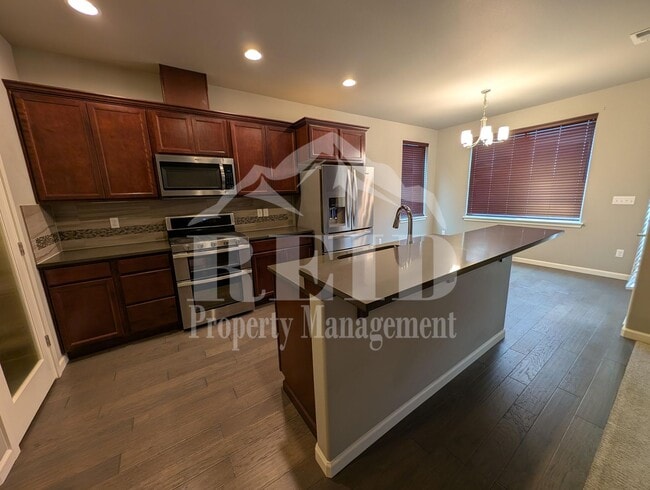 Building Photo - 3887 Portside Dr