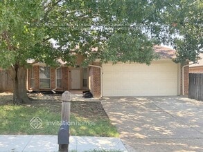 Building Photo - 2072 Bronco Ln