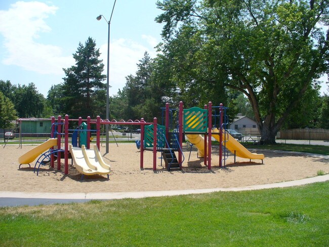 Foto del edificio - 636 N Shields St