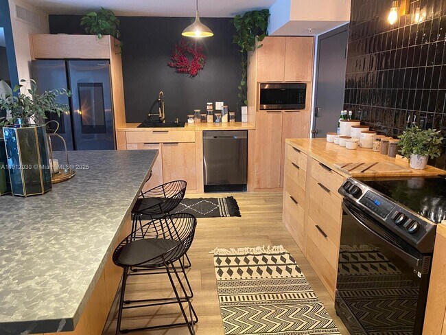 Foto del edificio - 550 Ocean Dr