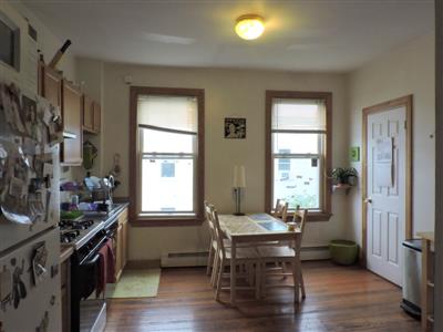 Primary Photo - 4 Beacon St