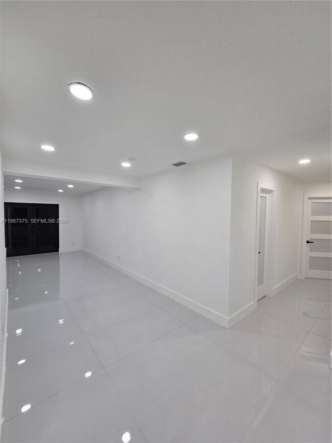 Building Photo - 5551 NW 175th St