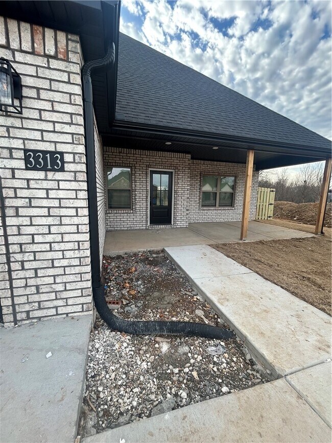 Foto del edificio - 3313 SW Lucretia Rd