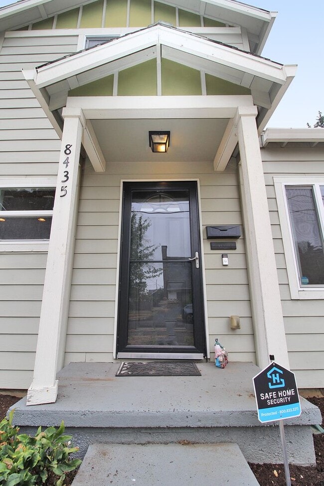 Foto del edificio - 8435 NE Holladay St