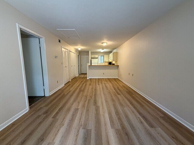 Foto del edificio - 2/2 Condo in Treehouse Village - Available...