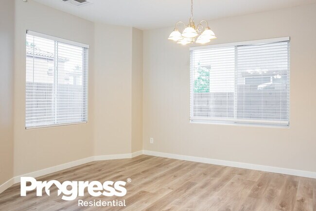 Building Photo - 8949 Aurora Bay Ct