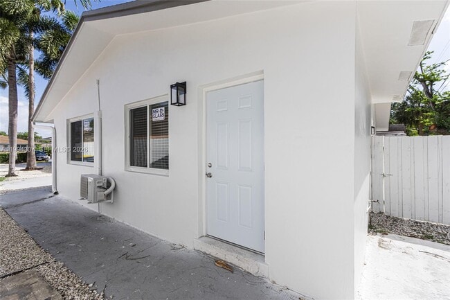 Building Photo - 55 SW 13th St