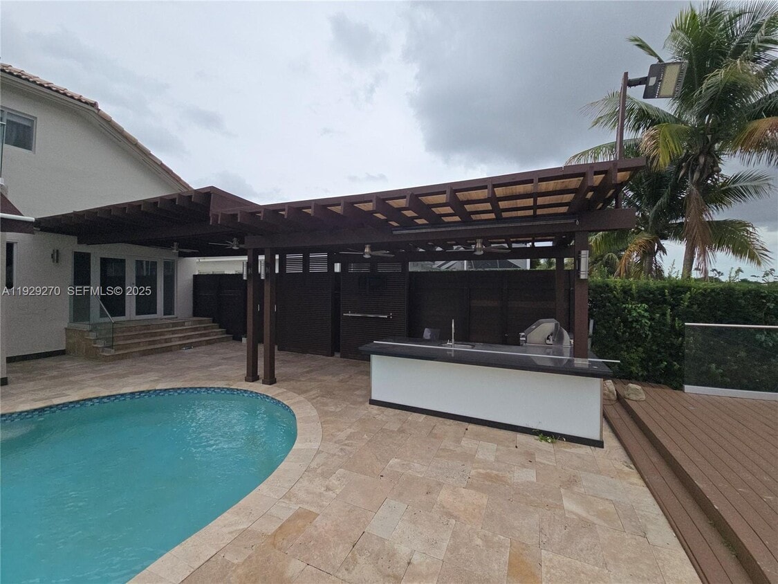 Foto del edificio - 10968 NW 73rd St