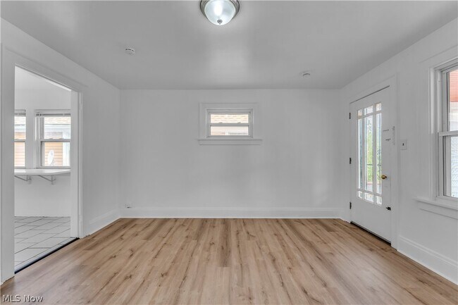Foto del edificio - 382 E 161st St