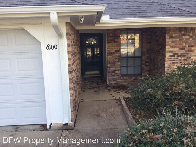 Building Photo - 3 br, 2 bath House - 6100 Paradise Dr