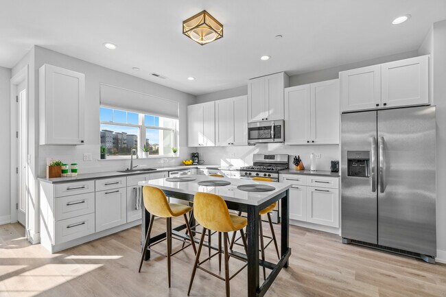 Foto del edificio - 28309 Torch Pkwy