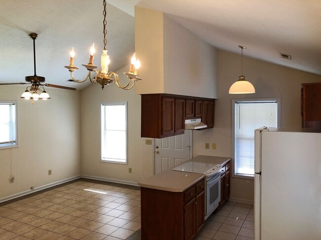 Foto del edificio - Great Bungalow in 28409! 2 Bed / 2 Bath