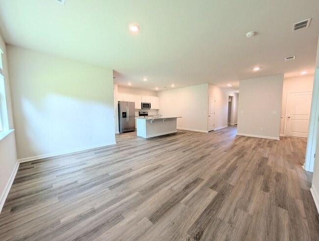 Building Photo - Brand New Home in Sand Ridge Park