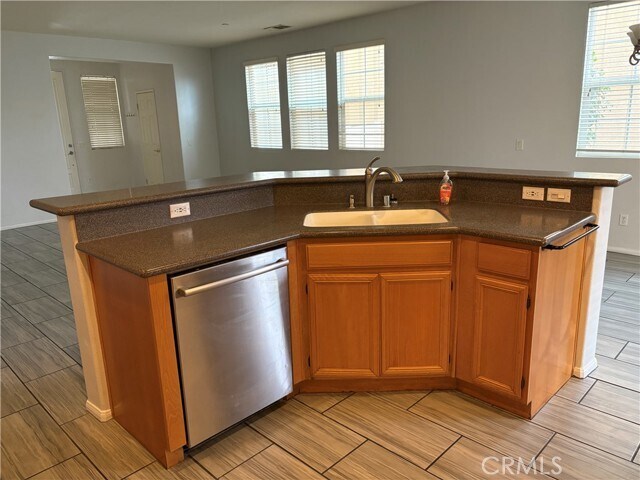 Foto del edificio - 10927 Ragsdale Rd