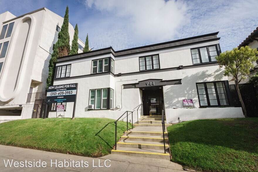 944 Tiverton - fully renovated unit in Los...