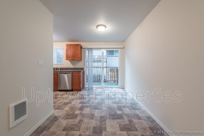 Foto del edificio - 5011 SW Beaverton Hillsdale Hwy