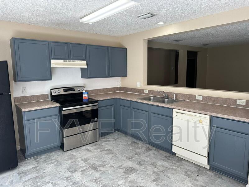 Foto principal - 5678 Chirping Way W