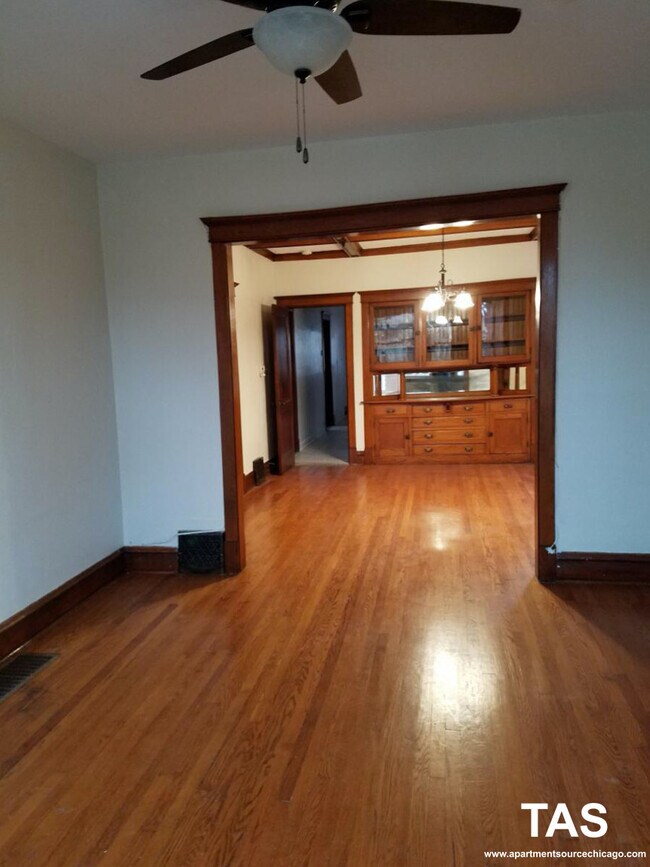 Foto del edificio - 3824 N Hamilton Ave